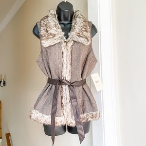 Multiples sz M NWT brown faux fur vest tie belt